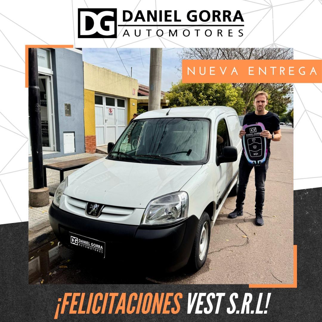 Felicitaciones Vest SRL